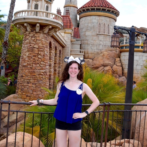 Meet the Posher, Juliann 💕 - Picture 1 of 1